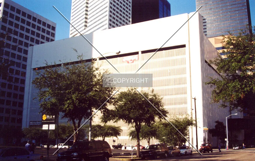 Photo 356-183-016
