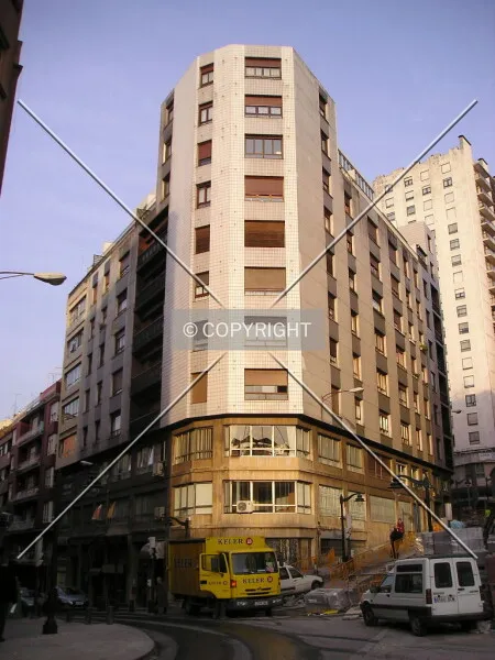 Photo 035-636-213