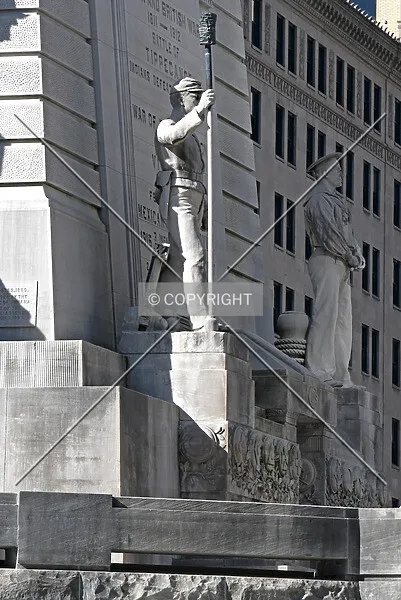Photo 035-745-809