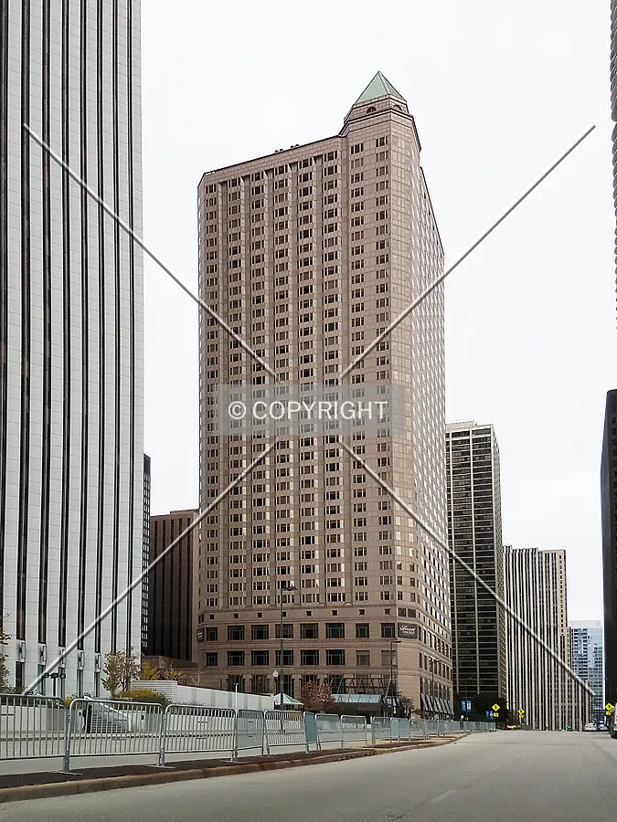 Photo 358-296-047