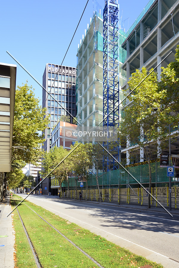 North facade to Avinguda Diagonal