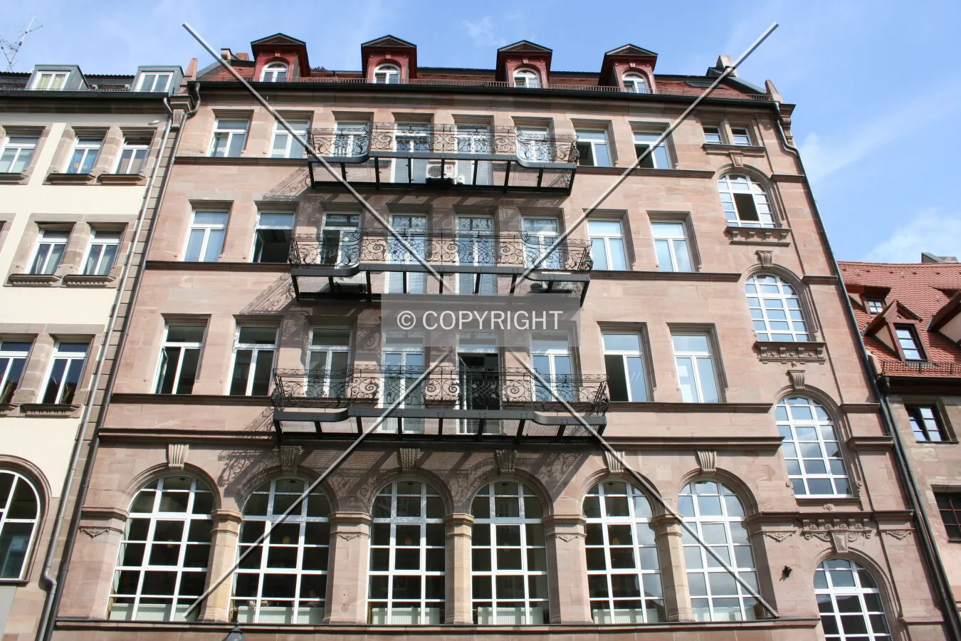 Hefnersplatz 10, Nürnberg