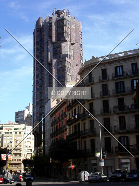 Photo 364-237-480