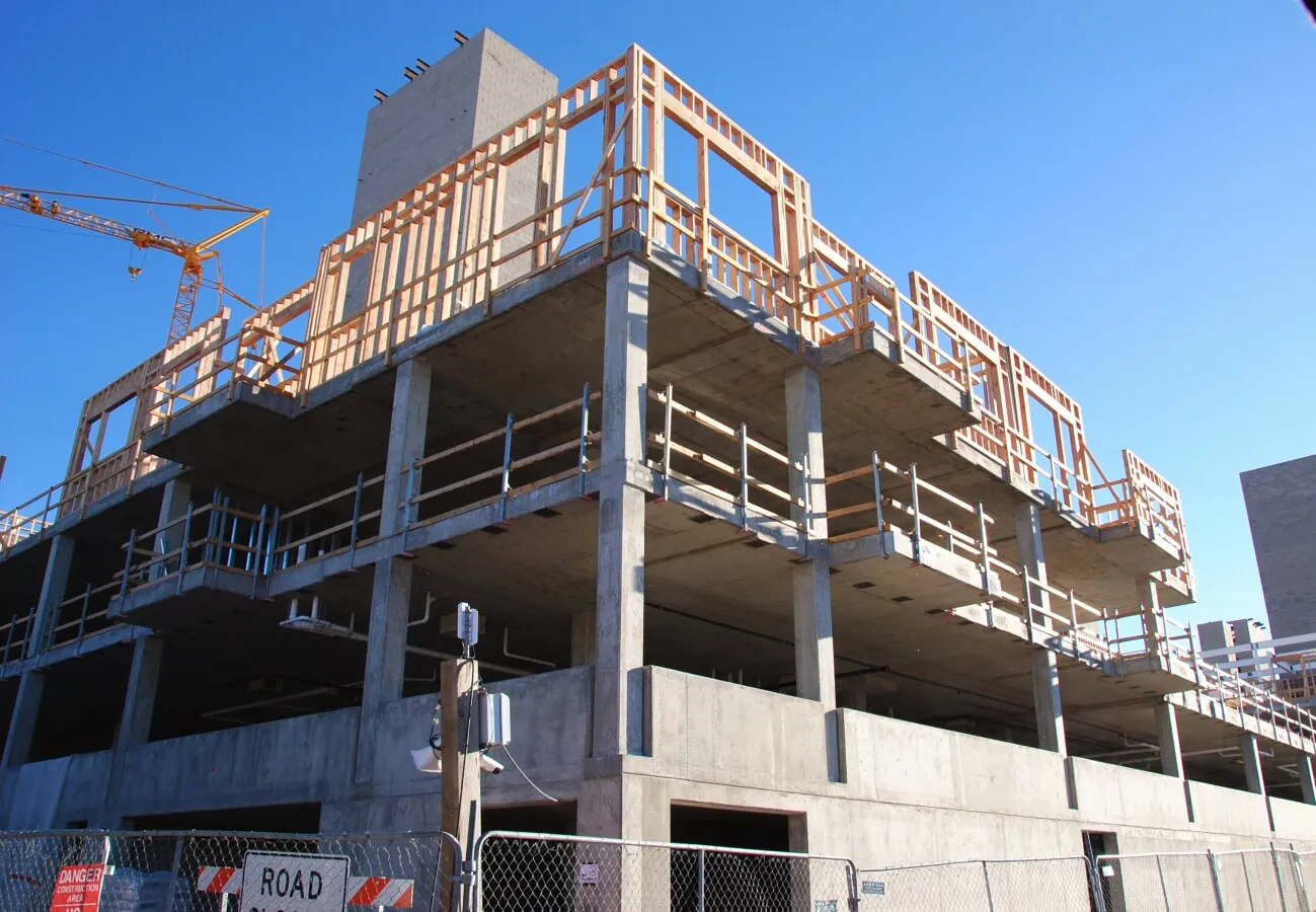 North corner