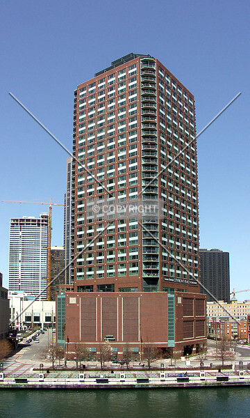 Photo 366-982-402