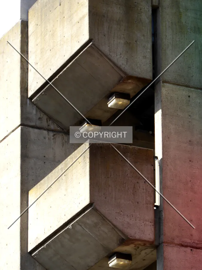 Southeast corner detail