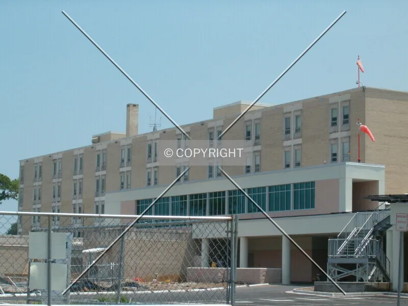 Photo 369-144-972