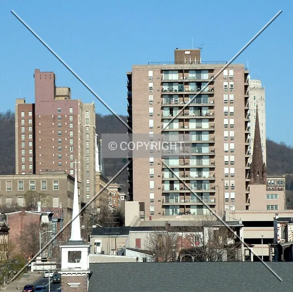 Photo 369-443-144