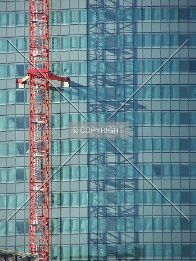 Fixations de la grue au bâtiment