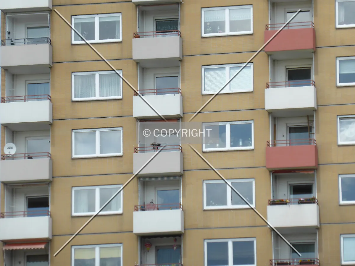 Photo 369-939-897