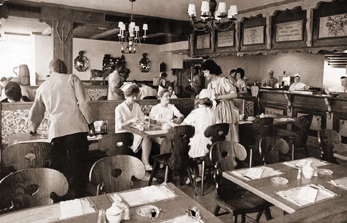 Queeny Tower Coffee Shop