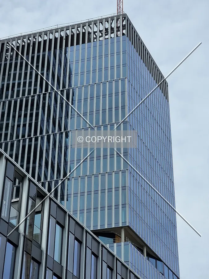 Photo 371-018-944