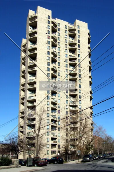 Photo 371-425-980