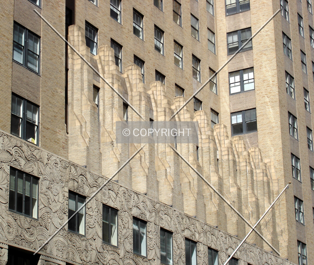 Facade over Lexington Avenue