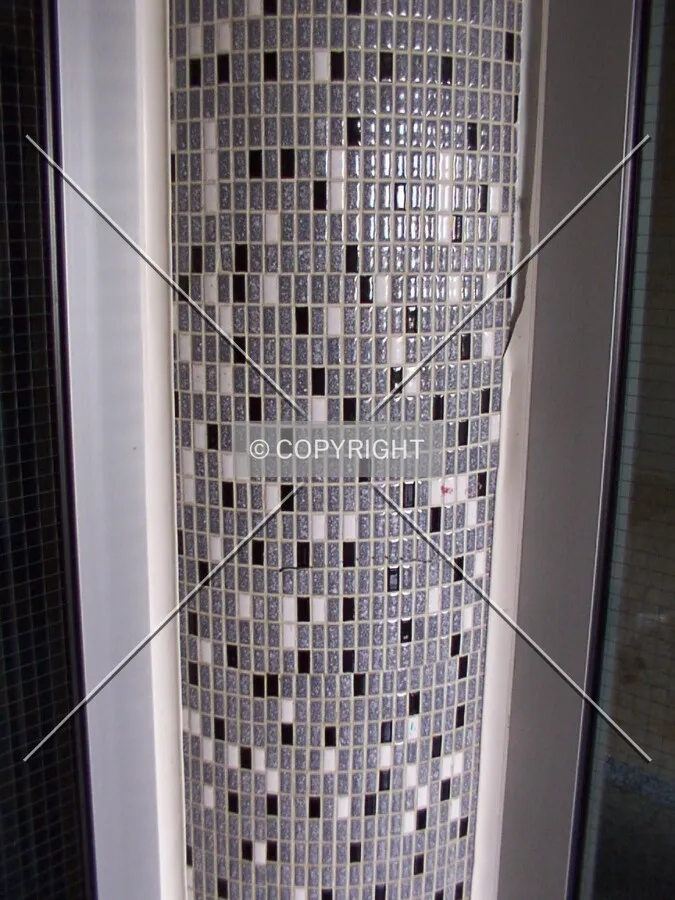 Tiled column at the entrance