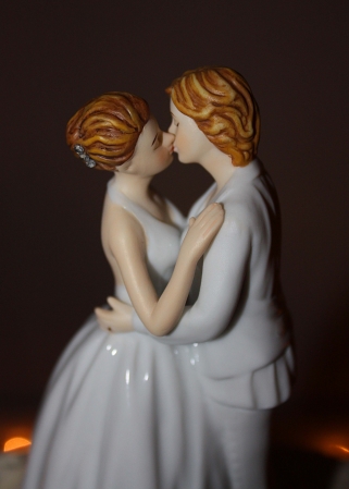 Lesbian wedding topper
