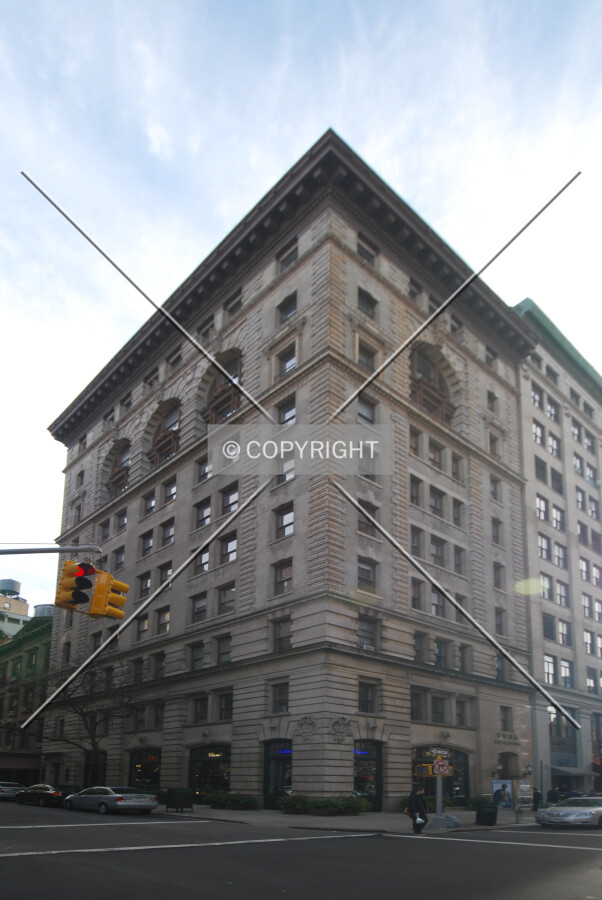 Photo 374-706-059