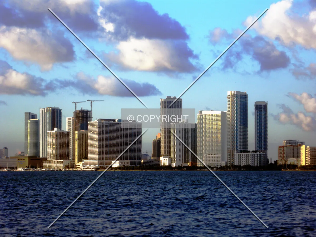 Photo 037-560-855