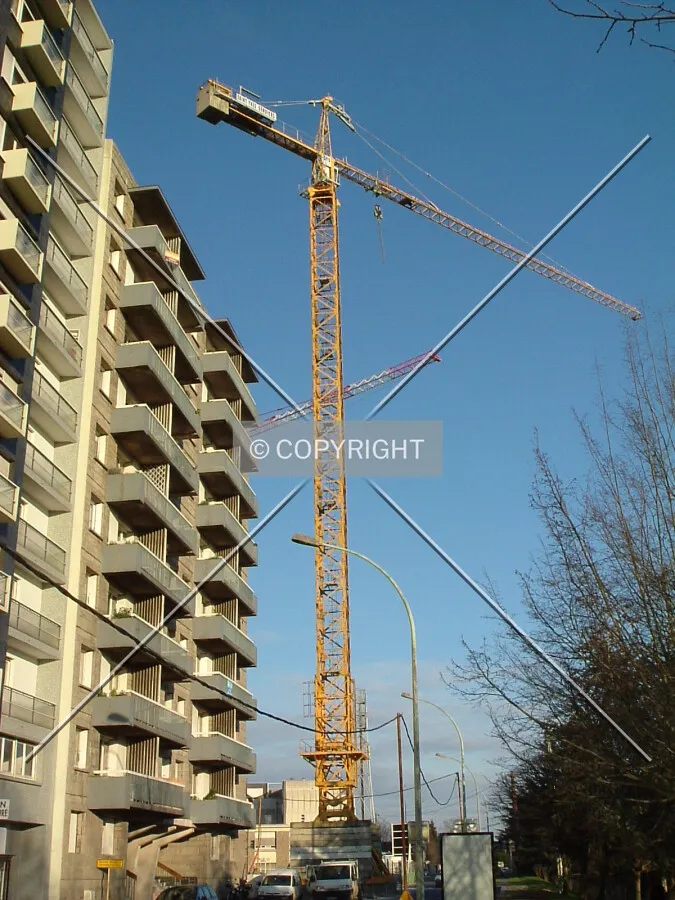 La Grue implantée Boulevard Aristide Briand