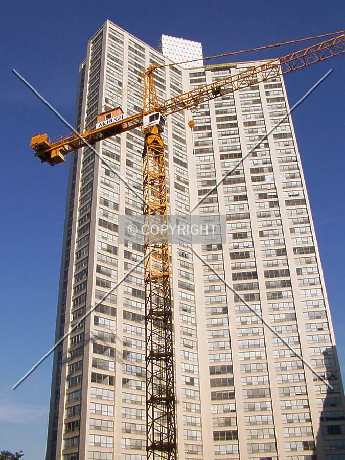 Tower crane (with 1130 South Michigan in the background)
