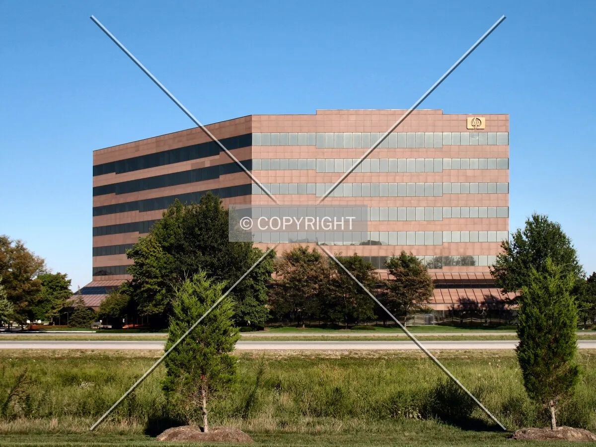 View to the east across North Meridian Street