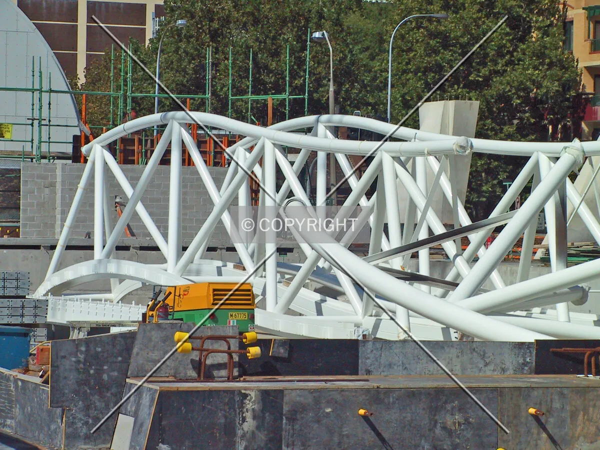 Roof truss segment