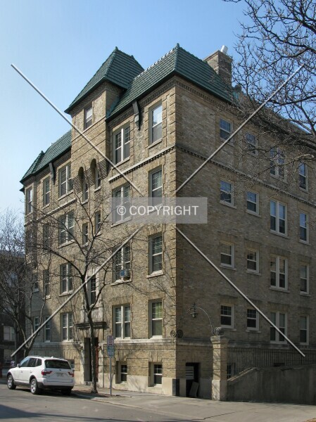 Photo 379-007-945