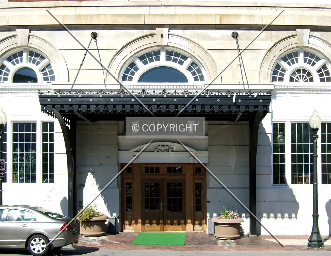 Entrance on Seneca Street