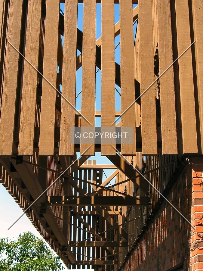Wood screen