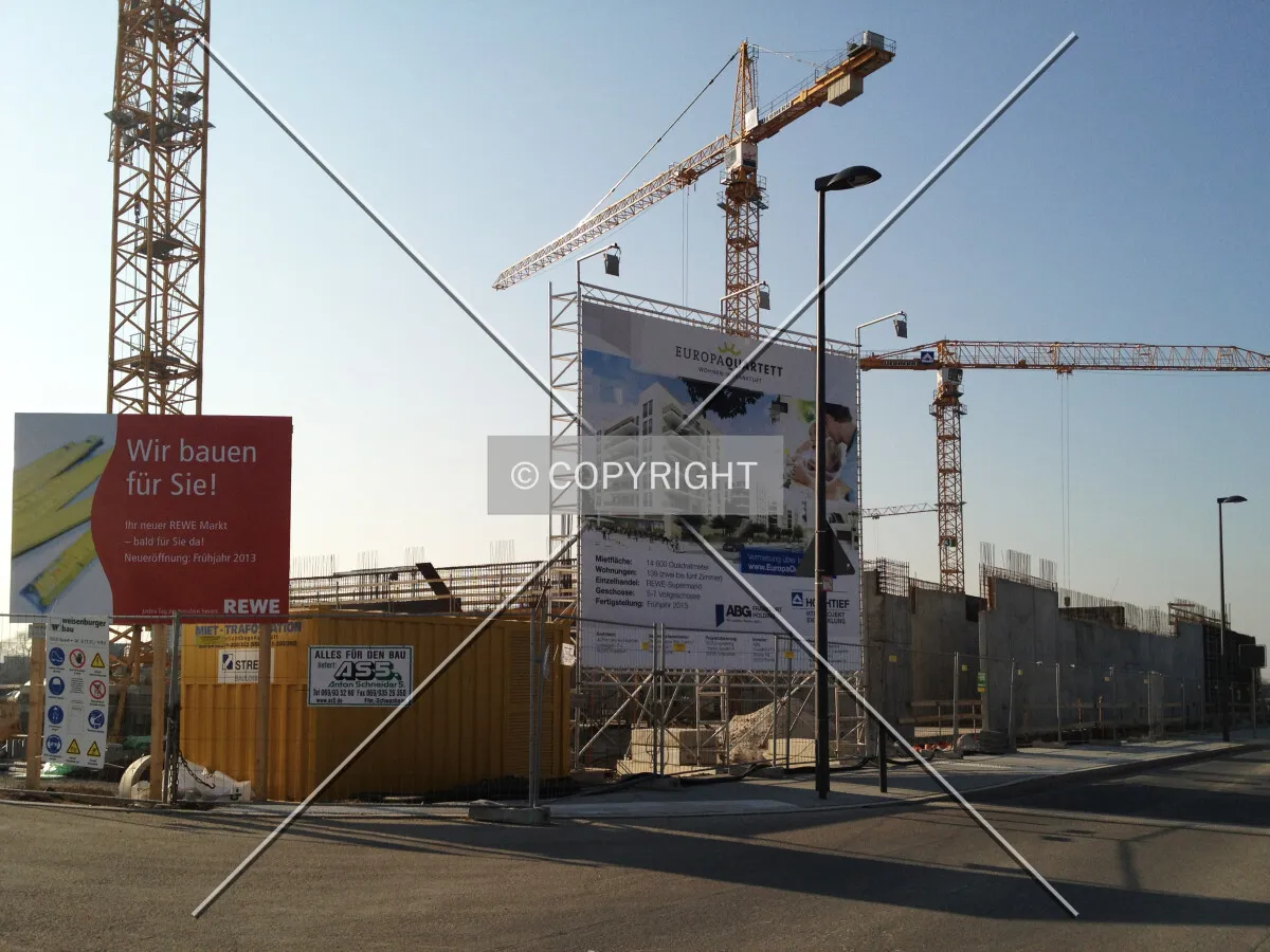 Europa Quartett building under construction