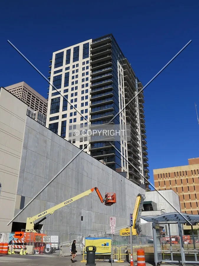 Looking up the northeast corner from across Marquette Avenue