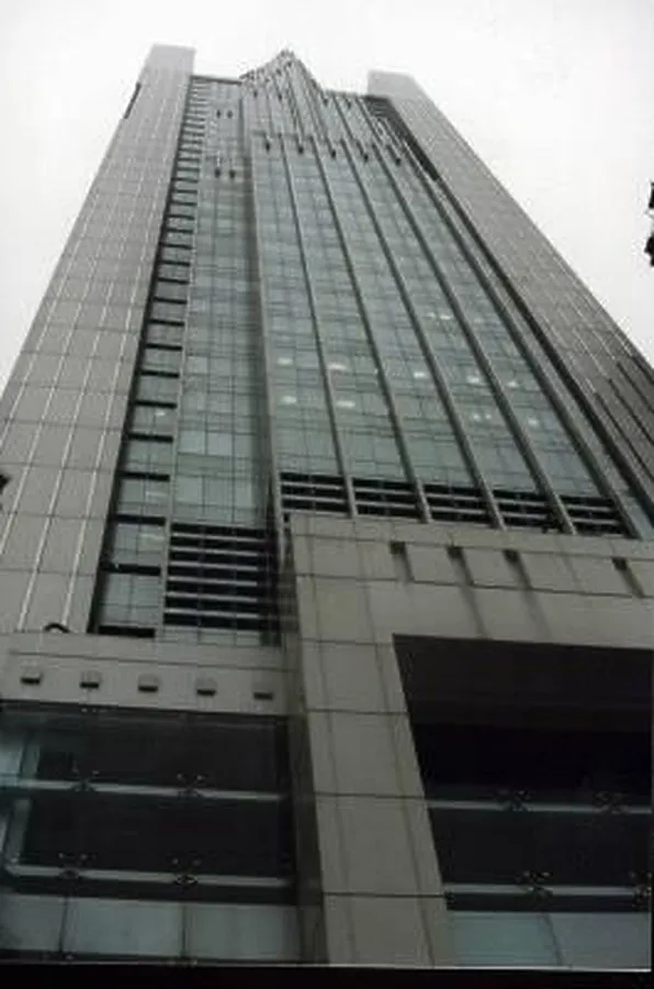 Near angle daytime view