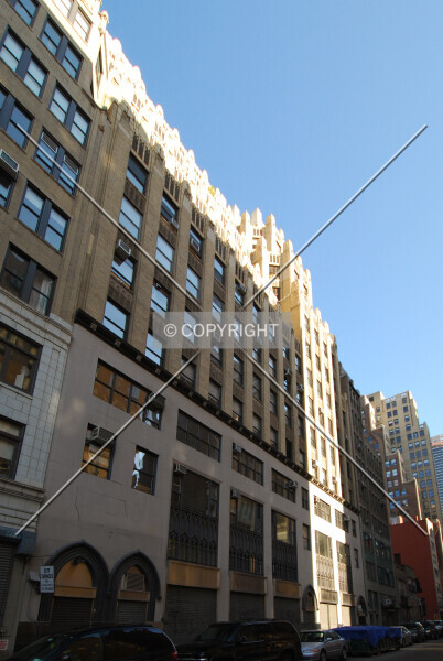 Photo 384-453-030