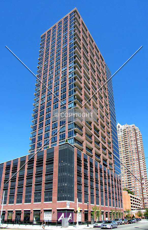 View from the southeast on Washington Boulevard