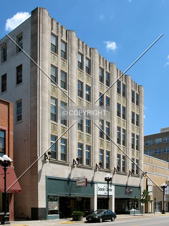 View to the southeast across 5th Avenue South