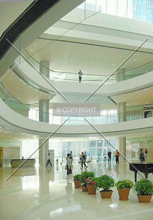 Main podium atrium in the shopping mall (north looking south)