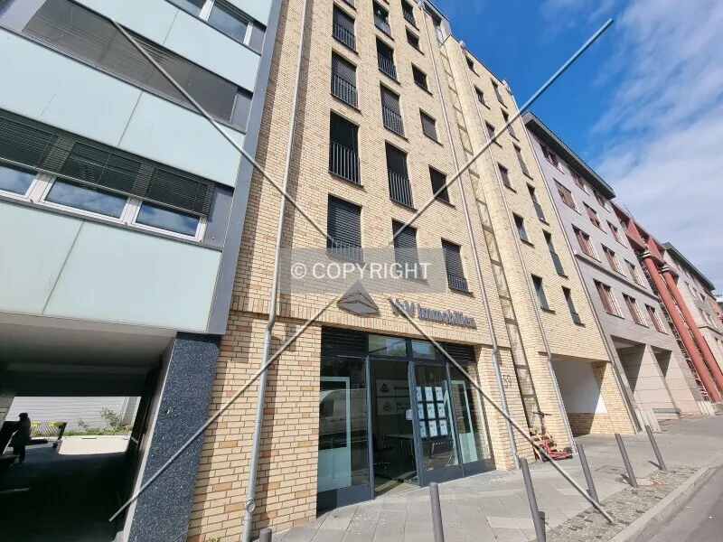 Photo 385-070-283