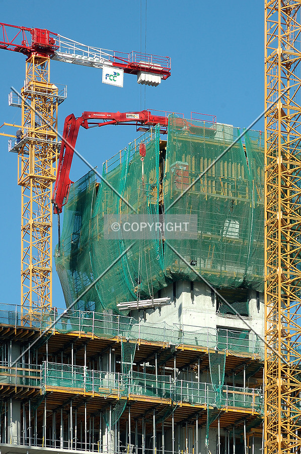 Concrete pump
