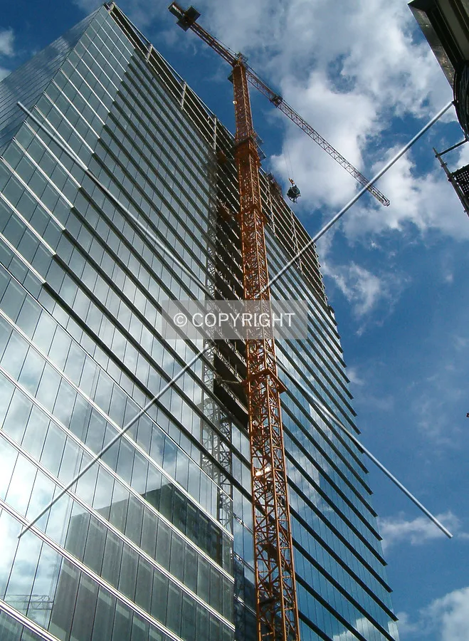 Looking up from Vooruitgangsstraat