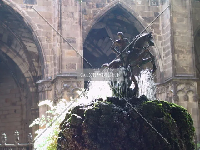 Internal fountain