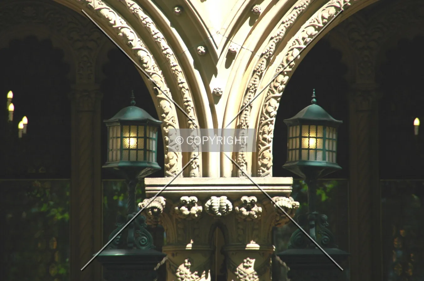 Arch detail on Elizabeth Street