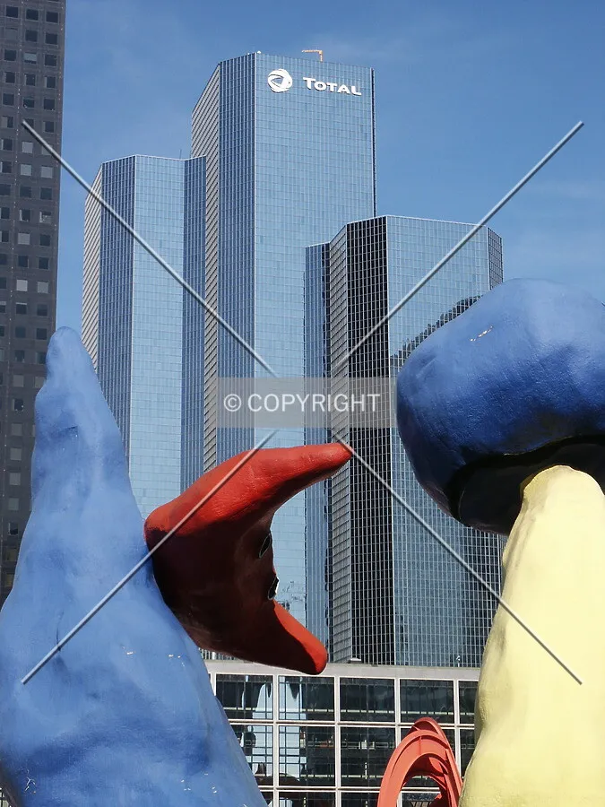 Looking over one of the plaza sculptures