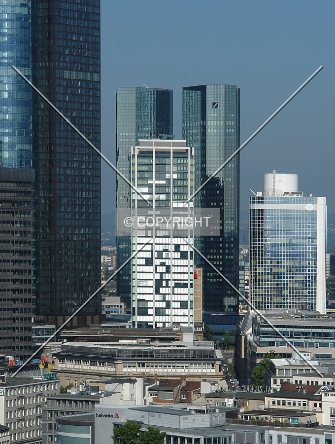 Eurotheum skyscraper in Frankfurt (in the middle)