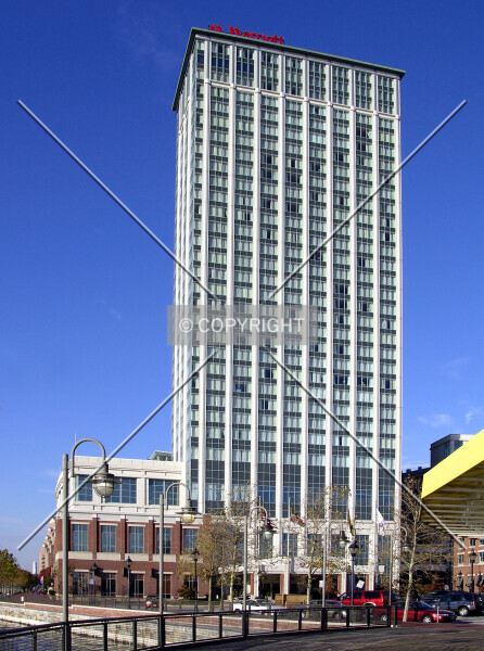 Photo 389-944-573