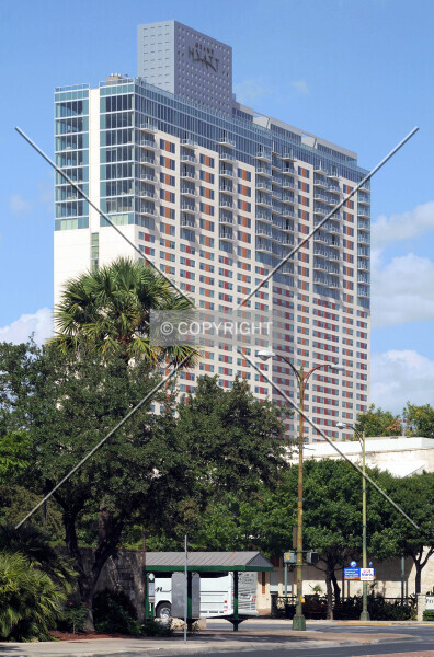 Photo 390-043-994