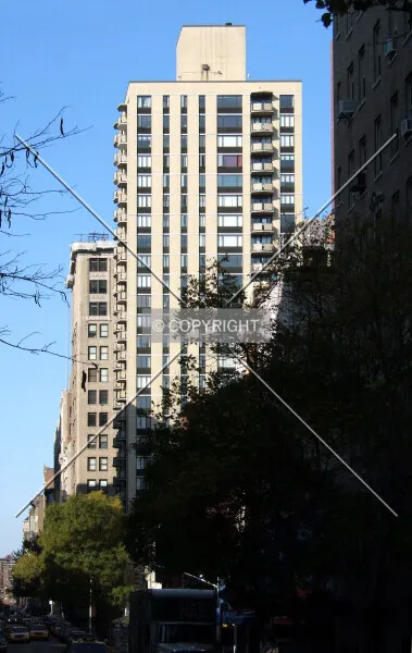 Photo 390-216-954