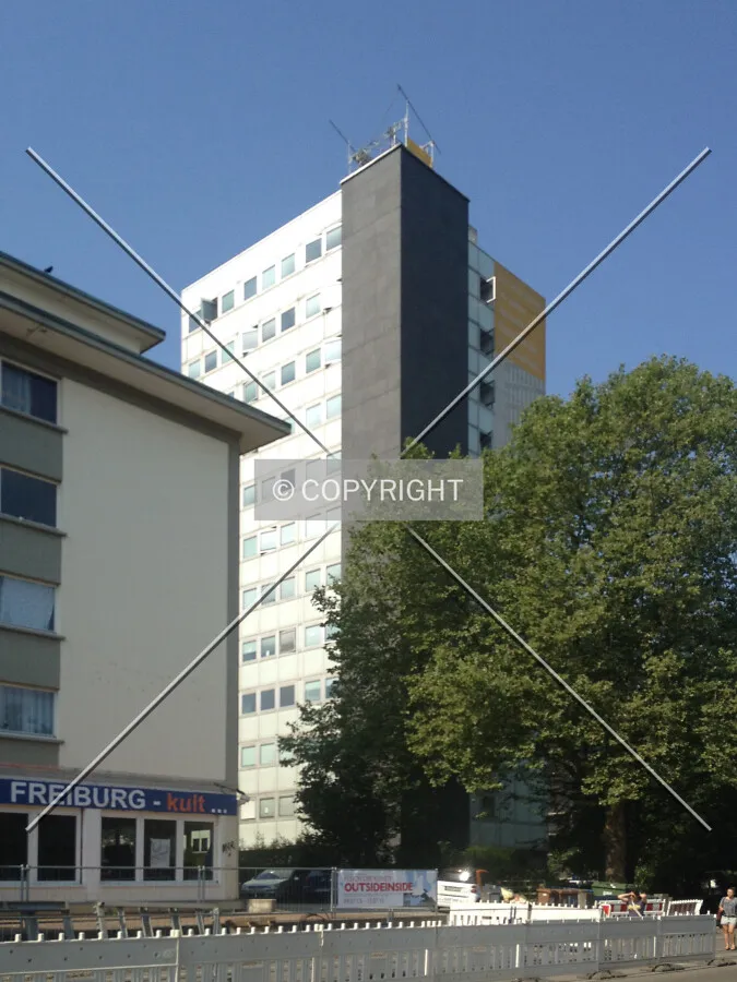 Photo 391-165-875