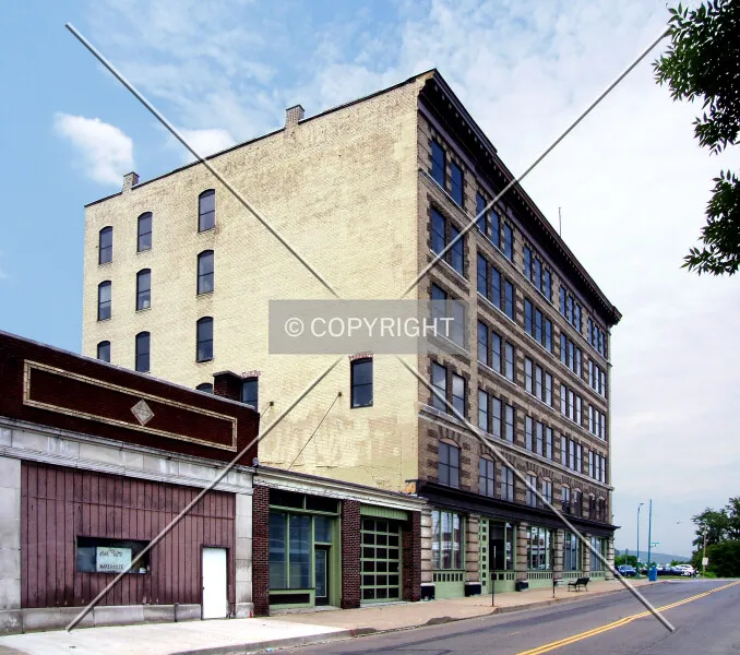 Photo 392-096-044