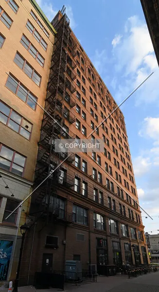 Photo 393-650-107