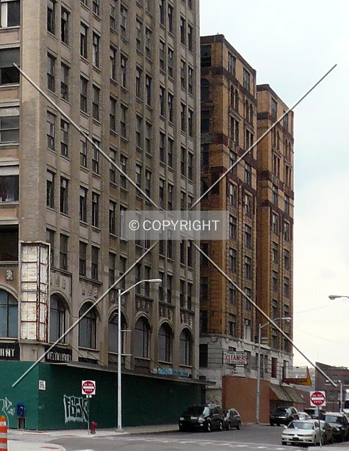 Photo 393-713-550
